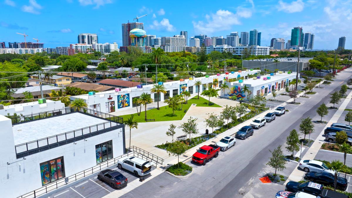 The plaza at 701 NW 5th Ave, Suite 1102, Fort Lauderdale, FL 33311 where the new COLLECT'EM shop is opening
